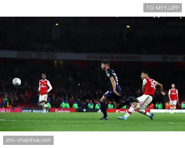 诺丁汉森林主场取胜 终结对手连胜势头 诺丁汉森林主场取胜 终结对手连胜势头