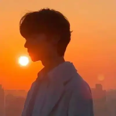 严敏静